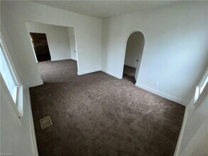 3460 Erin Ave in Cleveland, OH - Building Photo - Building Photo