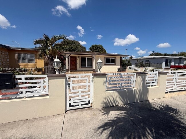 property at 281 W 17th St