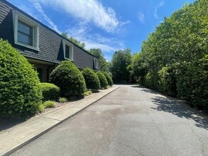 345 8th Ave Dr NW in Hickory, NC - Building Photo - Building Photo