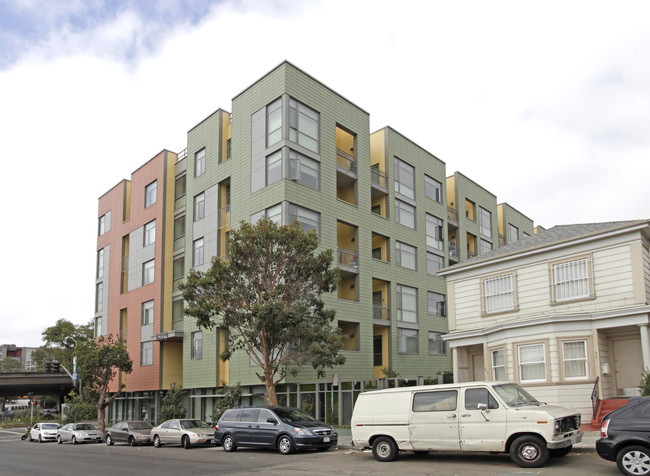 Merritt Crossing Senior Apartments in Oakland, CA - Building Photo - Building Photo