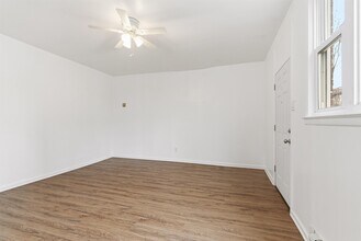 303 43rd St in Union City, NJ - Building Photo - Building Photo