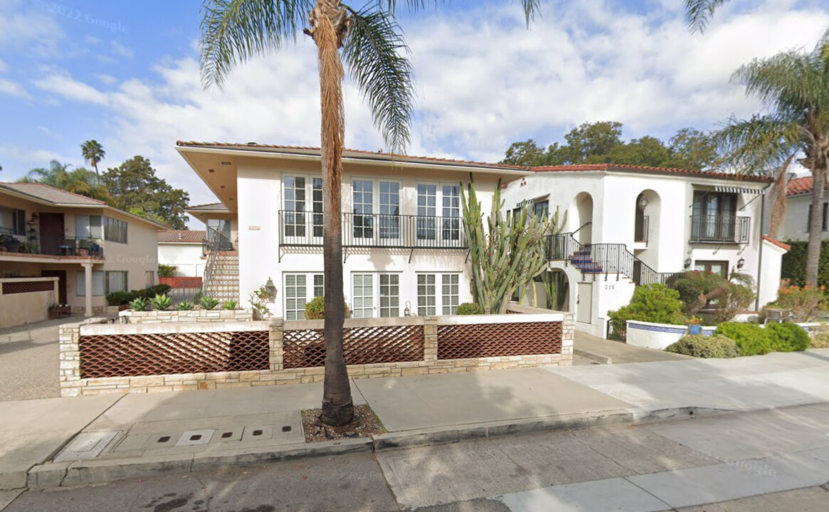 Natoma Apartments in Santa Barbara, CA - Building Photo