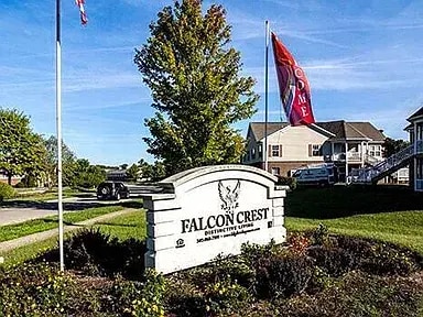 9001 Falcon Crest Ct, Unit 204 in Louisville, KY - Building Photo - Building Photo