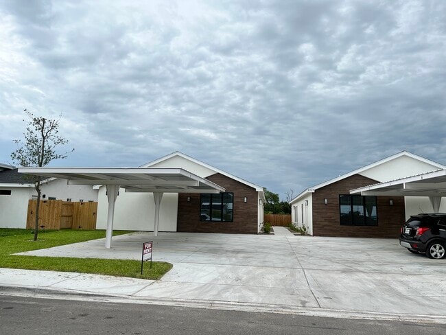 2309 E Viviana St, Unit 4