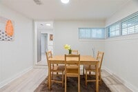 5030 Yellowstone Blvd photo'