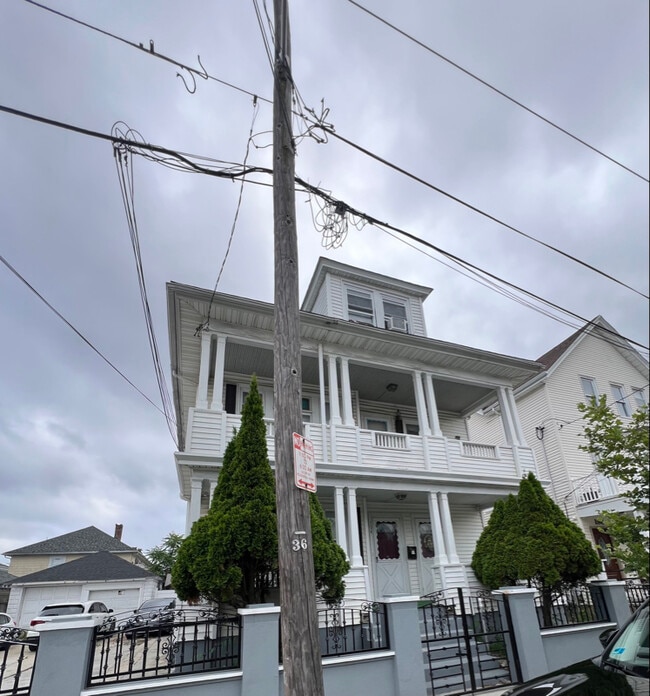 property at 196 New York Ave