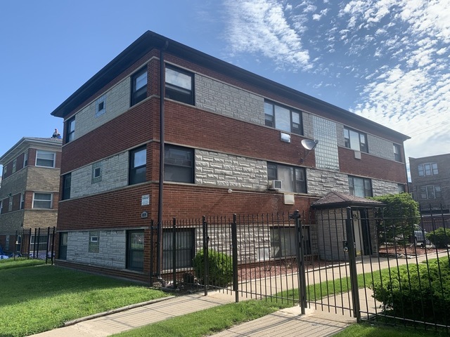 8229 S King Dr in Chicago, IL - Building Photo - Building Photo