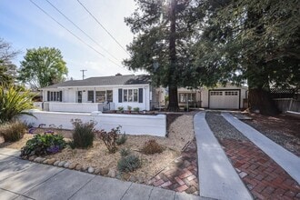 2796 Cowper St in Palo Alto, CA - Building Photo - Building Photo