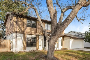 10710 Wingate Dr, Unit 384 in Tampa, FL - Building Photo