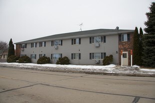 2702 5th Ave in South Milwaukee, WI - Building Photo