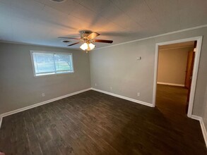 SH305-Chamberlain Pines (CHP) in Shelby, NC - Building Photo - Interior Photo