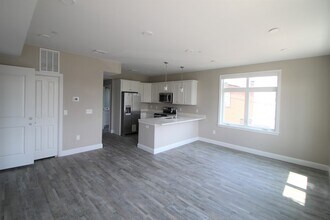 92 Sagamore St-Unit -102 in Quincy, MA - Building Photo - Building Photo