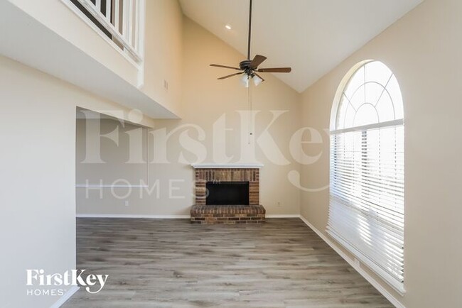 490 Everest St in Cedar Hill, TX - Building Photo - Building Photo
