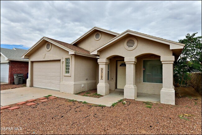 2317 Joshua Louis Dr in El Paso, TX - Building Photo - Building Photo