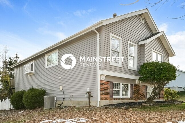 16504 Forest Pine Dr in Ballwin, MO - Building Photo - Building Photo