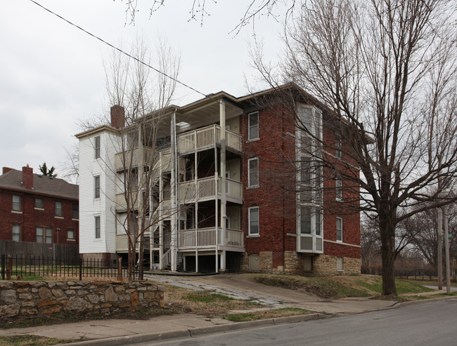 1000 E 33rd St in Kansas City, MO - Building Photo - Building Photo