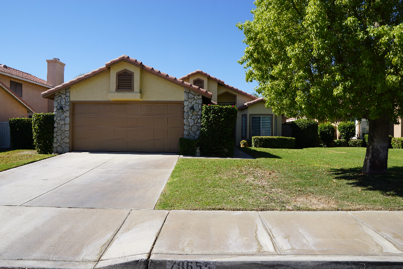 78655 Forbes Cir in La Quinta, CA - Building Photo