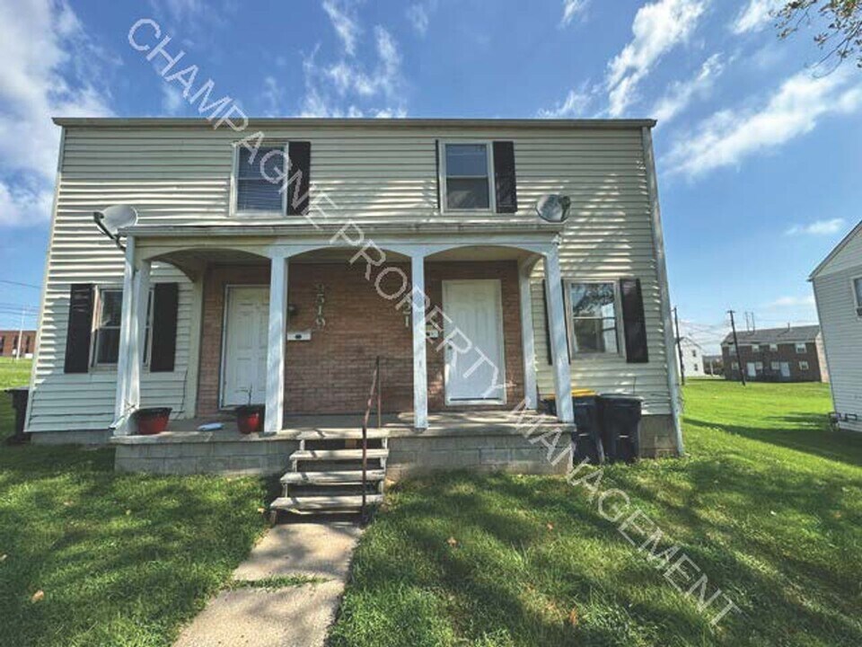 9519-9521 Charlotte St in Kansas City, MO - Building Photo