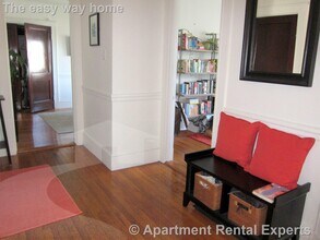 155 Summer St, Unit #5F in Somerville, MA - Foto de edificio - Building Photo