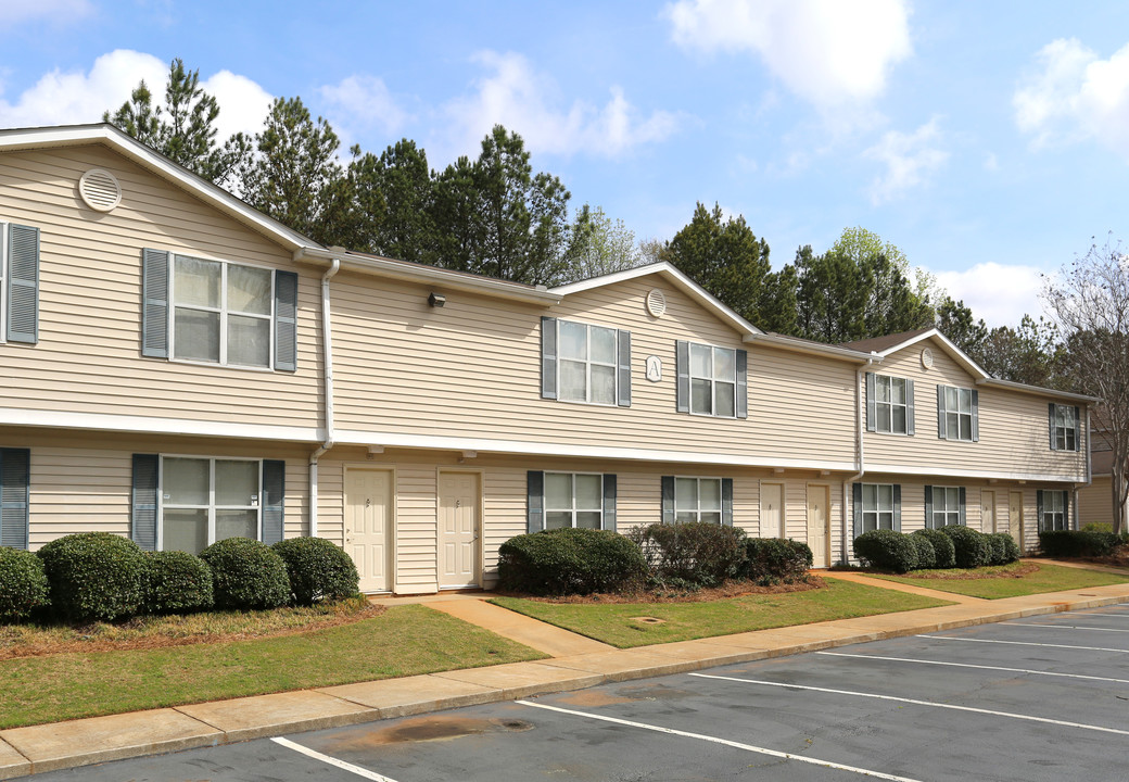 Vineyard Hill Apartments in Griffin, GA - Building Photo