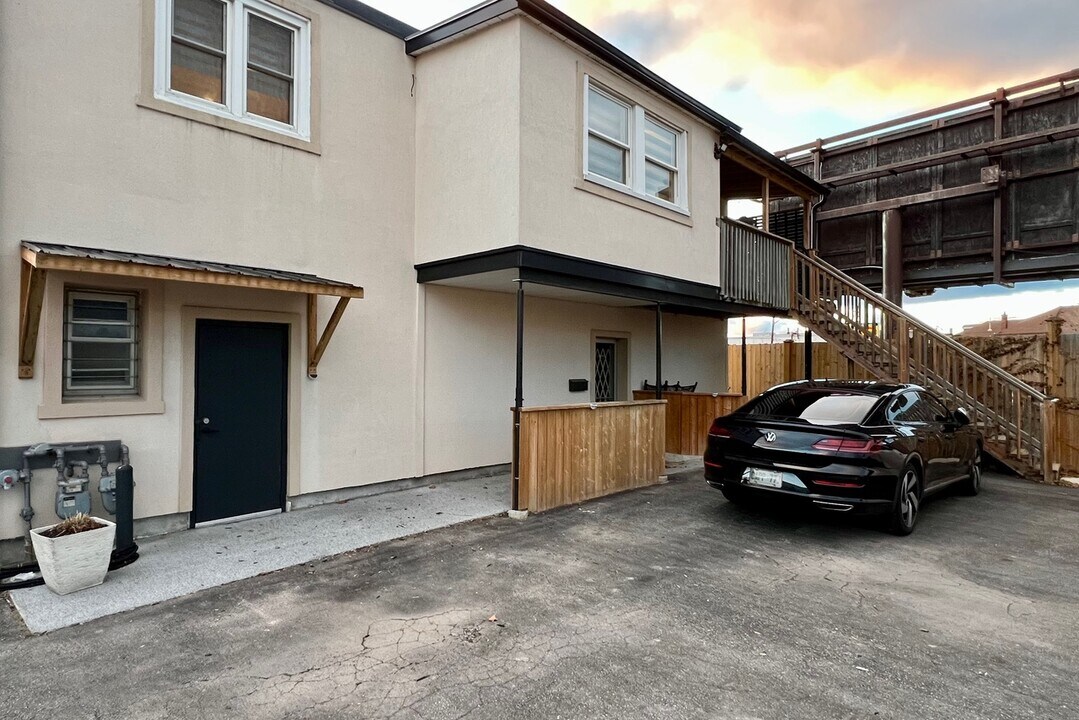 254 Ontario St in St Catharines, ON - Building Photo