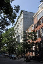 53-59 Perry St in New York, NY - Foto de edificio - Building Photo