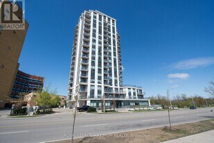 840 Queens Plate Dr in Toronto, ON - Building Photo
