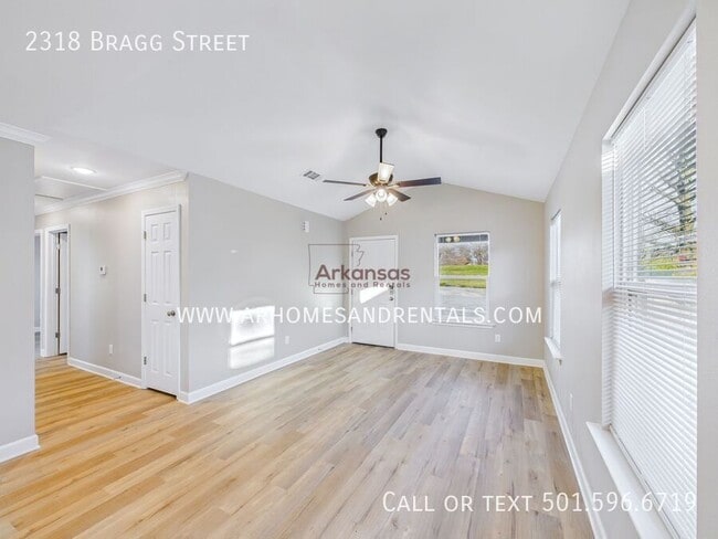 2318 Bragg St in Little Rock, AR - Building Photo - Building Photo