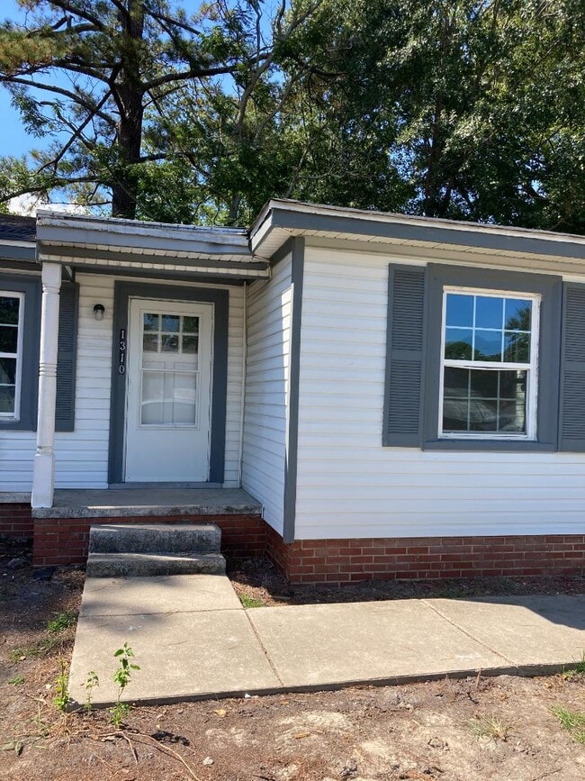 1310 Meadow St S in Wilson, NC - Building Photo - Building Photo