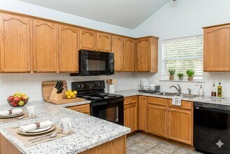 1348 Harwich Dr in Baton Rouge, LA - Building Photo - Building Photo