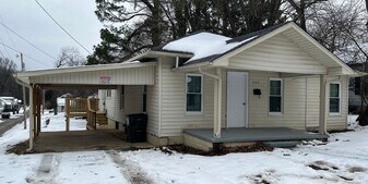 269 S Spring St in Madisonville, KY - Building Photo