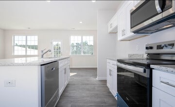 1406 Maltese Ln in Greensboro, NC - Building Photo - Building Photo