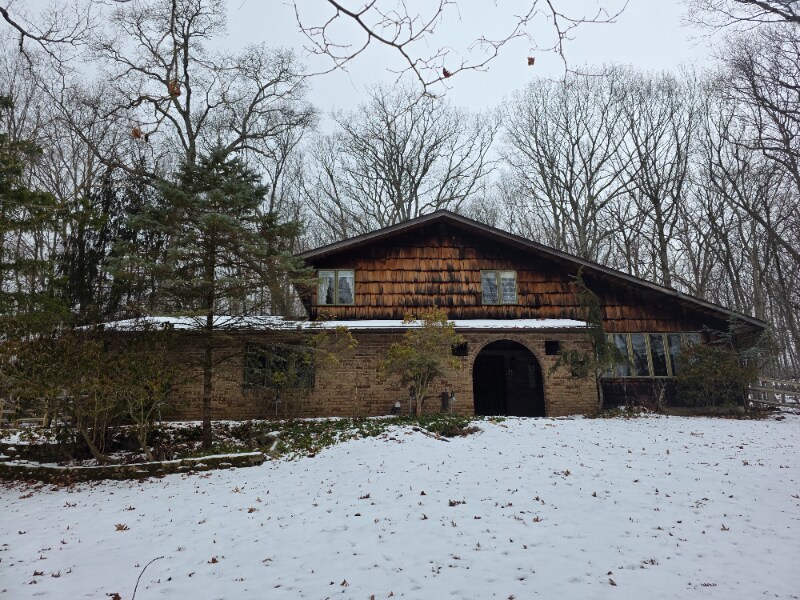 197 Winchester Dr in East Stroudsburg, PA - Foto de edificio