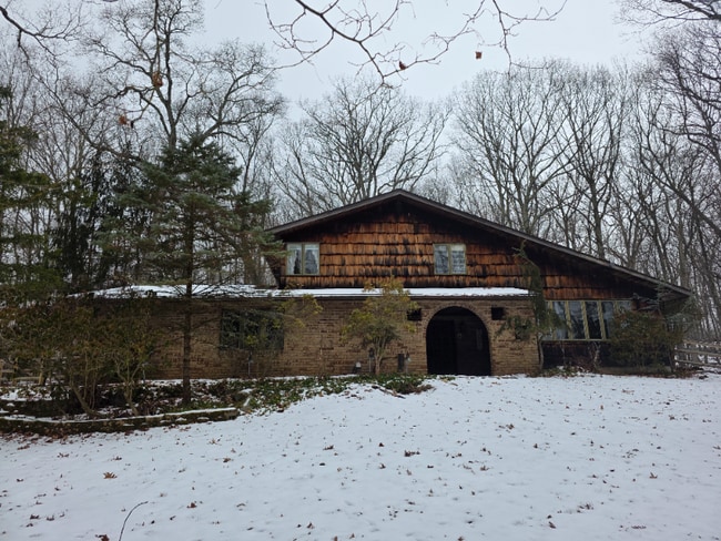 property at 197 Winchester Dr