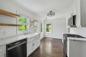 2352 2nd Ave in Decatur, GA - Building Photo - Building Photo