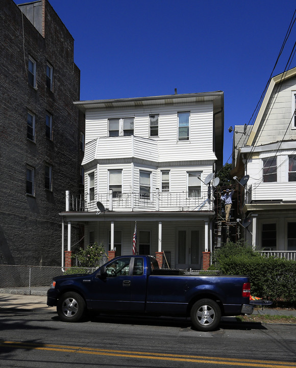 152 W Lincoln Ave in Mount Vernon, NY - Building Photo