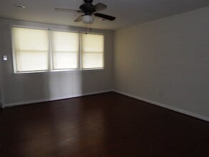 909 Niagara Ct in Halethorpe, MD - Building Photo - Building Photo