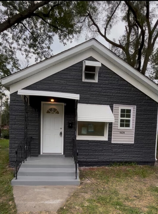 4628 Maryland St in Gary, IN - Building Photo