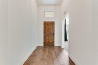 889 Birds Fort Trail in Arlington, TX - Building Photo - Building Photo