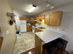 8878 Spring Ln in Woodbury, MN - Building Photo - Building Photo