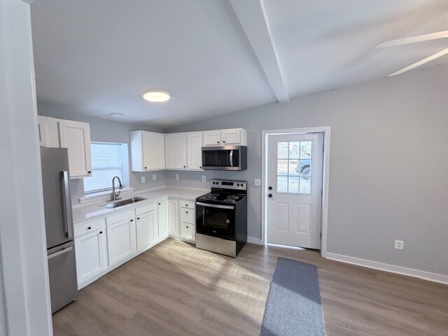 331 Lakeside Dr in Culpeper, VA - Building Photo