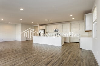 10134 E Ulysses Ave in Mesa, AZ - Building Photo - Building Photo