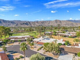 10 Whittier Ct in Rancho Mirage, CA - Building Photo