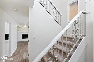 330 Beulah Cir, Unit 2 in Anchorage, AK - Foto de edificio - Building Photo