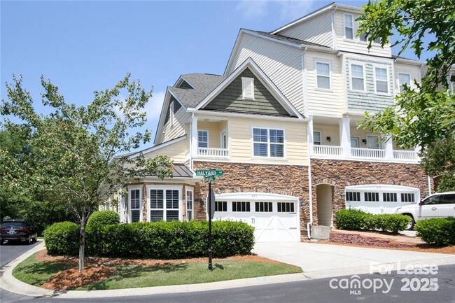 property at 405 Halyard Ln