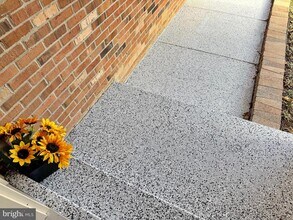 401 Butternut Ct in La Plata, MD - Building Photo - Building Photo