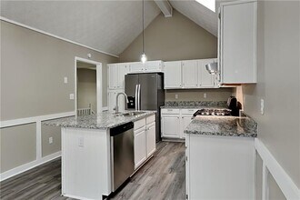 2261 Byron Ct SW in Marietta, GA - Building Photo - Building Photo