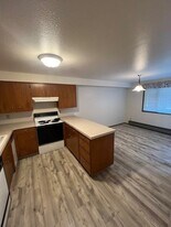 106 La Villa Dr in Lynden, WA - Building Photo