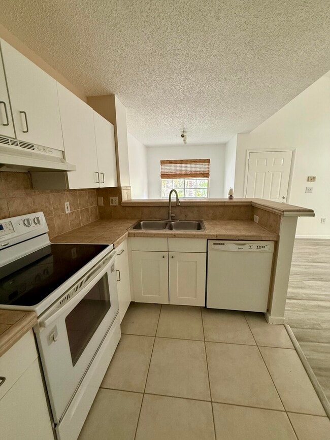 property at 1721 Village Blvd