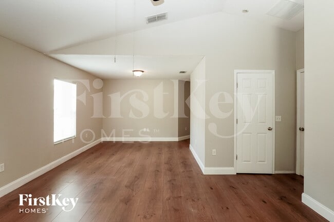 3470 Heath Dr in Deltona, FL - Foto de edificio - Building Photo